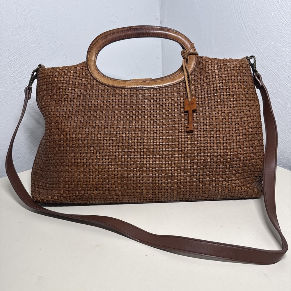 FOSSIL Bag Woven Straw Leather Trim Round Handle Crossbody Purse 75082 Brown